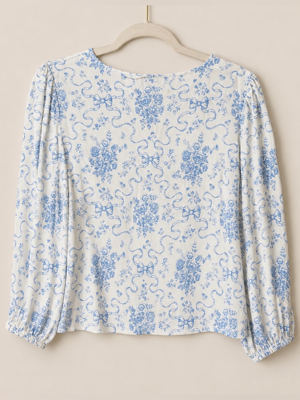 Cupcakes and Cashmere Blue Toile Ribbon Print Crop Blouse Top M NWT - Picture 5 of 8